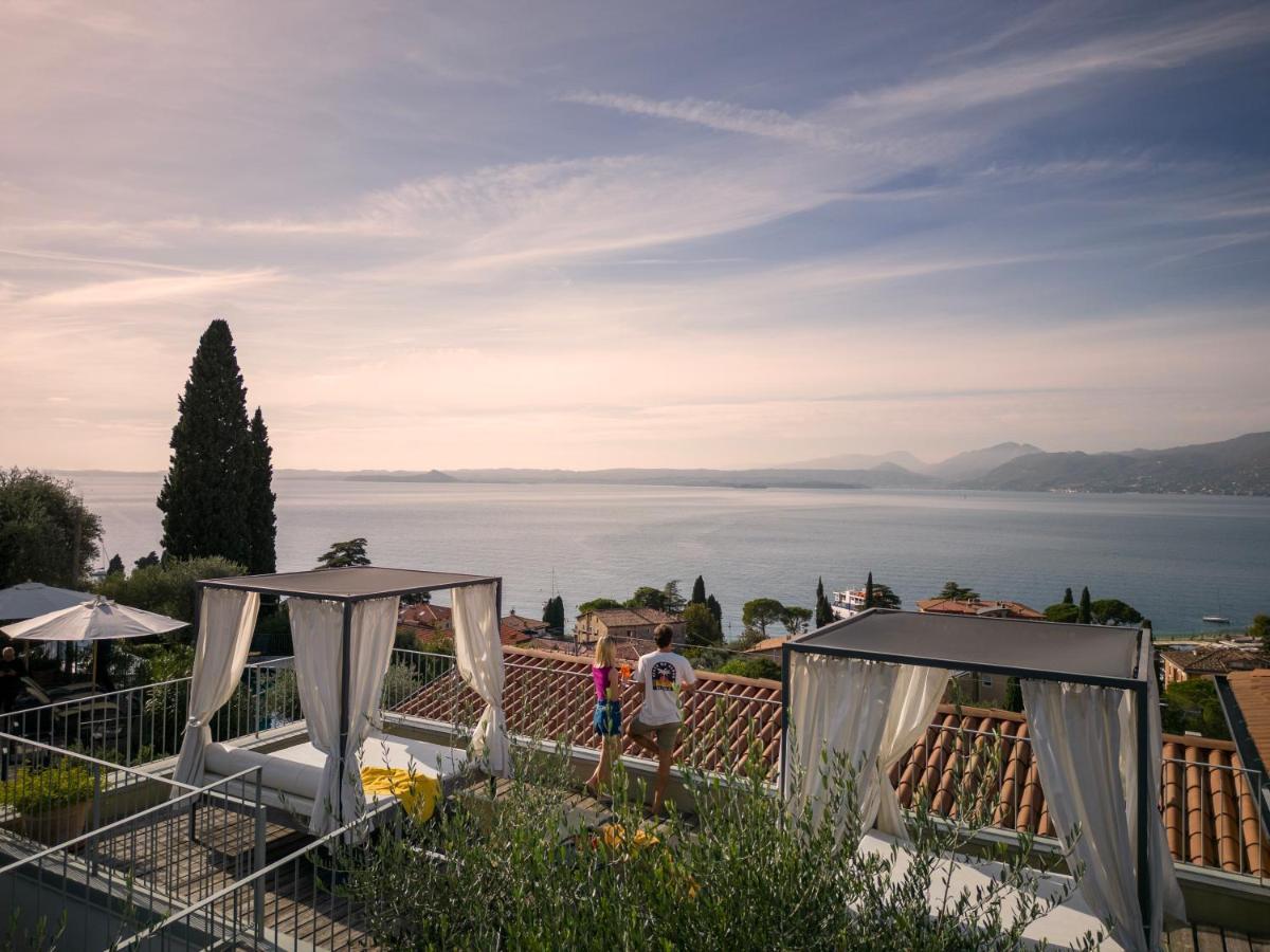 Residence Ca Del Lago Torri Del Benaco Buitenkant foto
