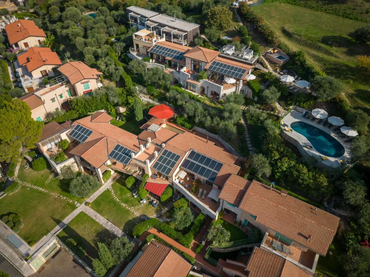 Residence Ca Del Lago Torri Del Benaco Buitenkant foto