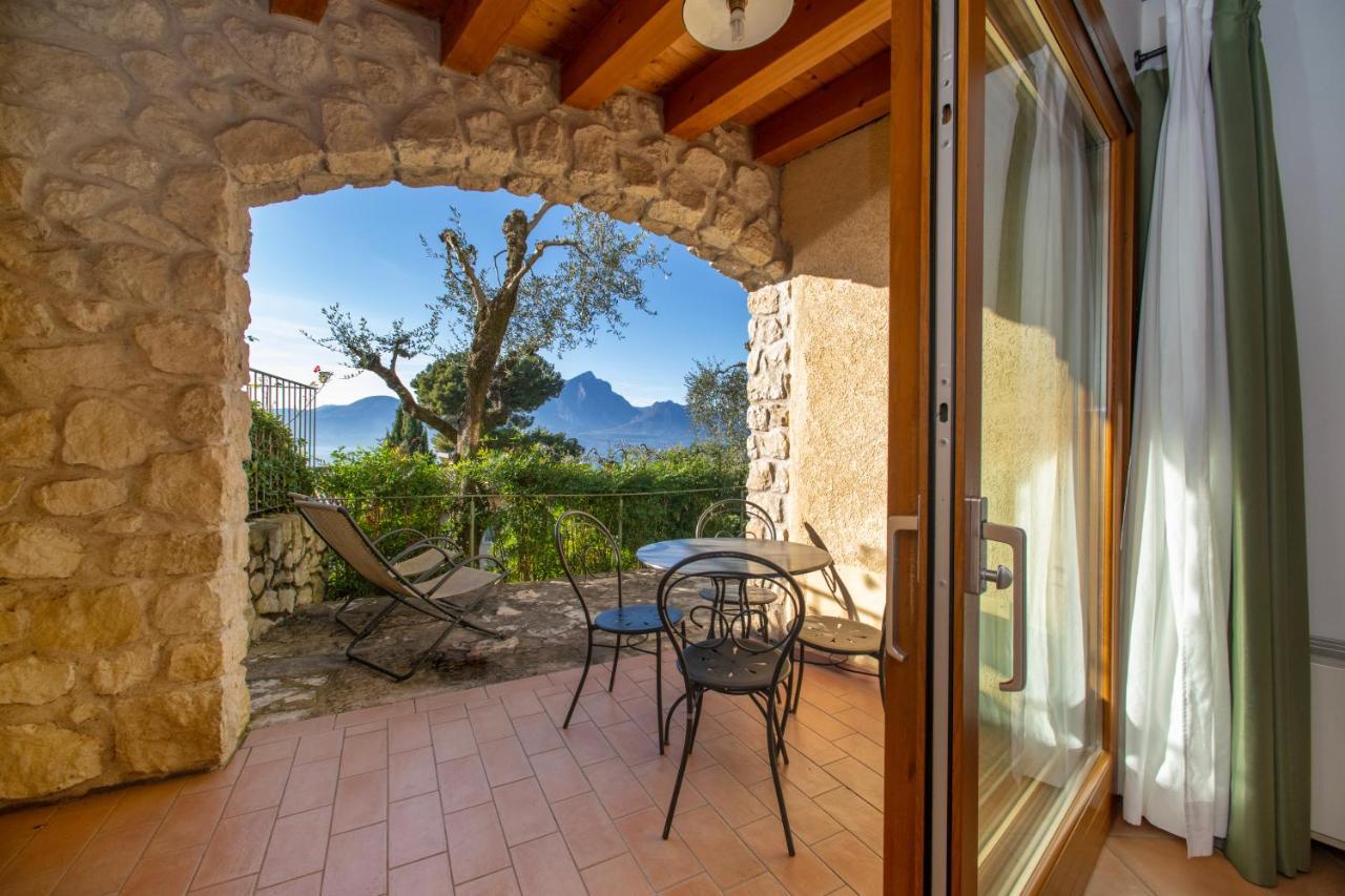 Residence Ca Del Lago Torri Del Benaco Buitenkant foto