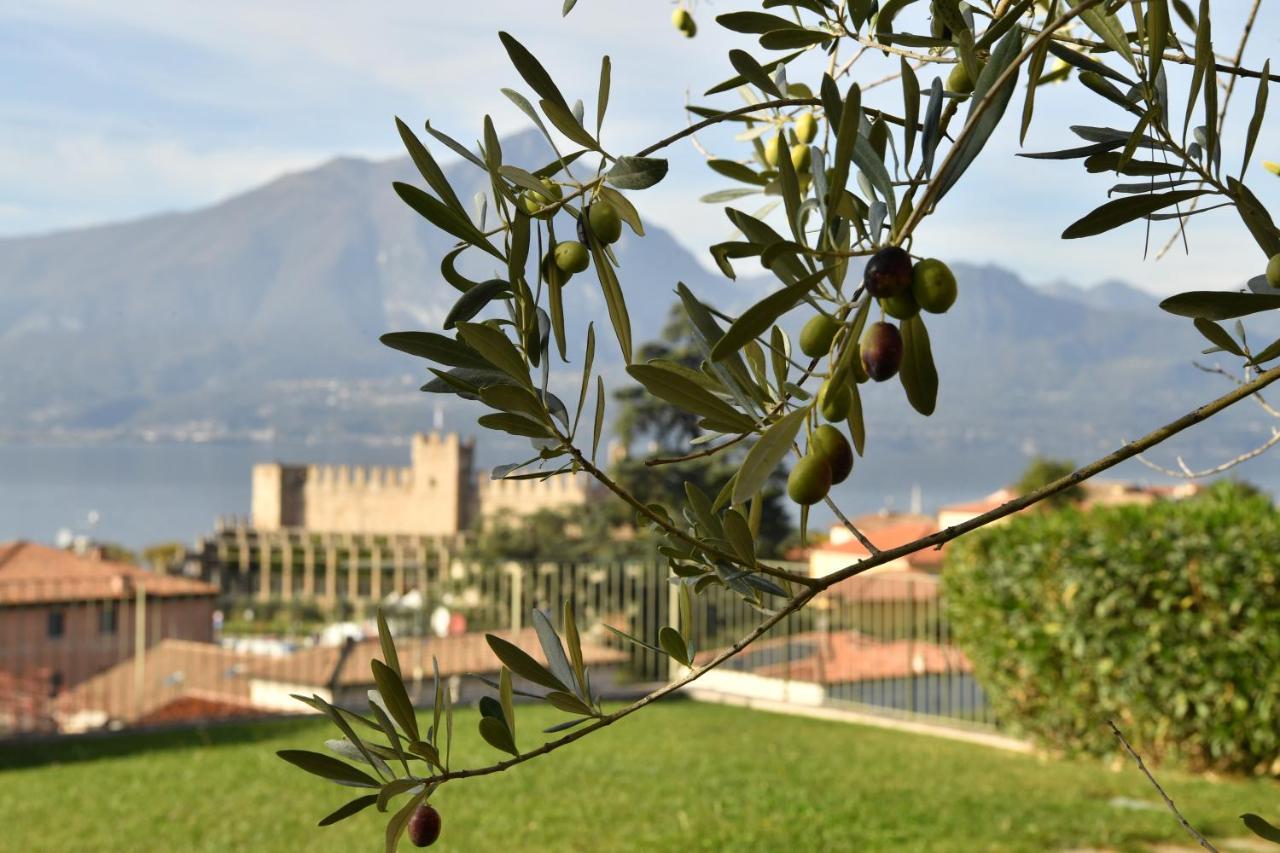 Residence Ca Del Lago Torri Del Benaco Buitenkant foto